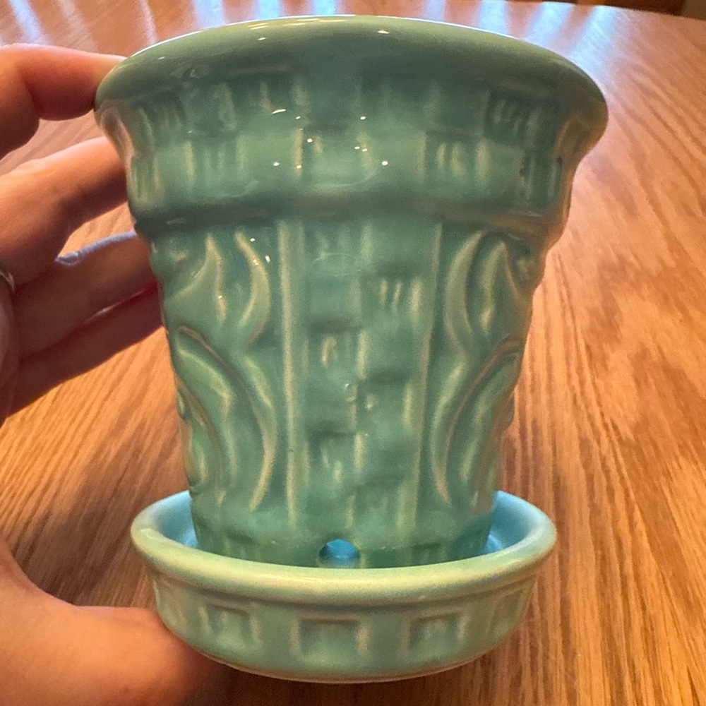 Vintage Turquoise Ceramic Planter with Saucer Botttom - Picture 2 of 9